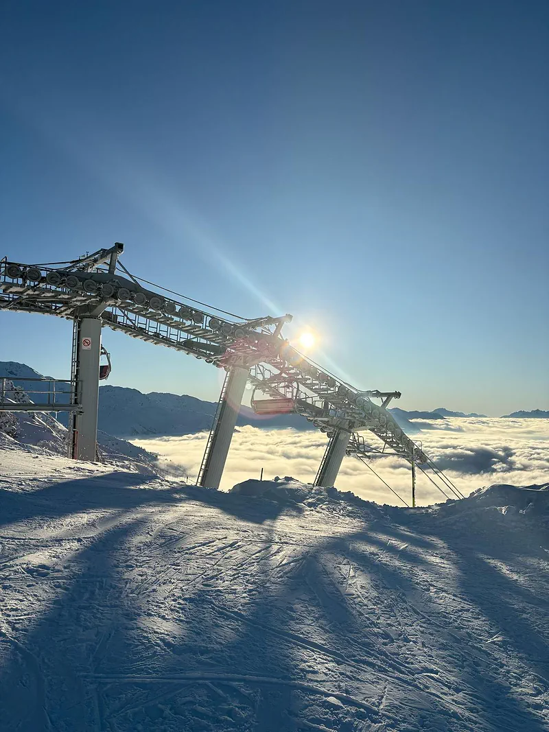 Lift in the sun above a sea of clouds